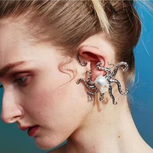 New ZARA Silver Octopus Baroque Pearl Ear Cuff Earring